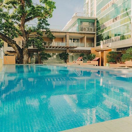 Ayala Mall 10Mins Walk Cebu City Apartment & Pool Ngoại thất bức ảnh